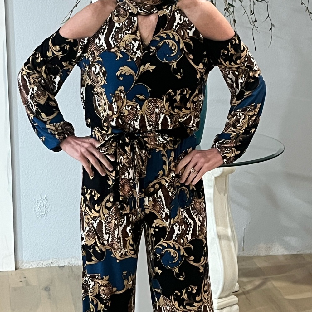 Elegant Blue and Black Patterned Jumpsuit